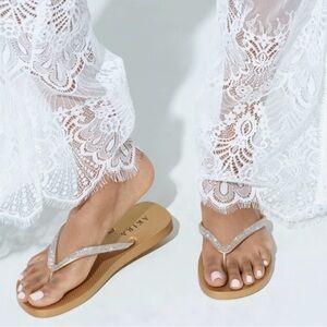 AKIRA Silver and Tan Women's Slippers